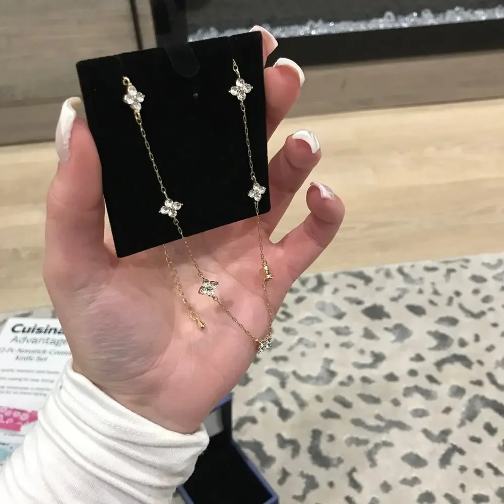 Gold floral necklace